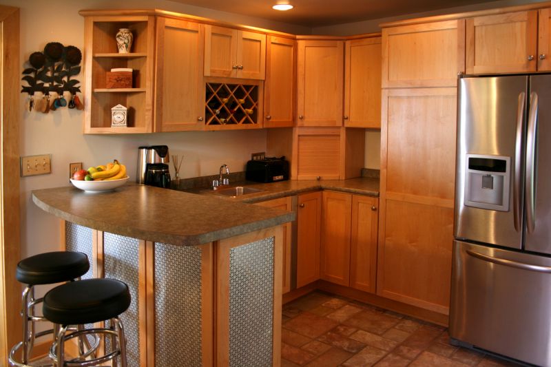 Cabinet Refacing Vs. Replacement